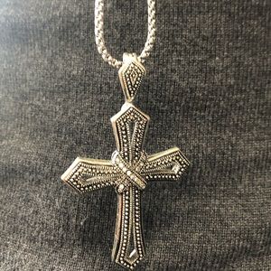 Beautiful costume cross with necklace.